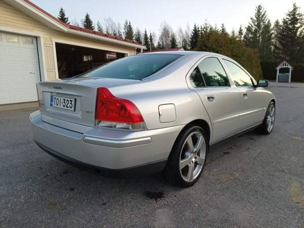 Volvo S60 Sredneuralsk - valokuva 3