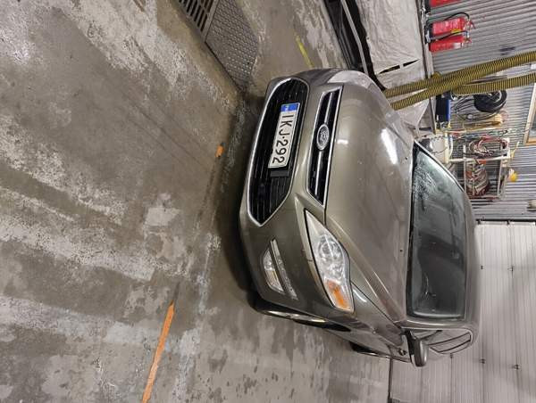 Ford Mondeo Jyväskylä - valokuva 1