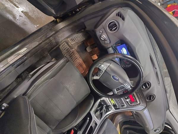 Ford Mondeo Jyväskylä - valokuva 4