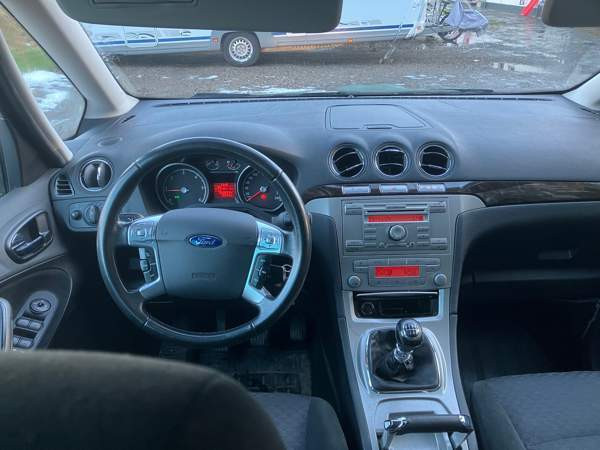 Ford Galaxy Kajaani - valokuva 8