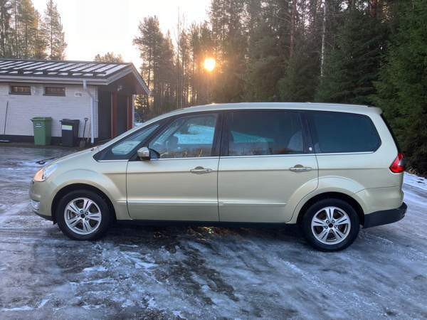 Ford Galaxy Kajaani - valokuva 4
