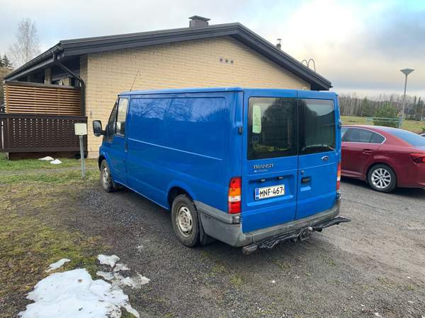 Ford Transit Macau - valokuva 8