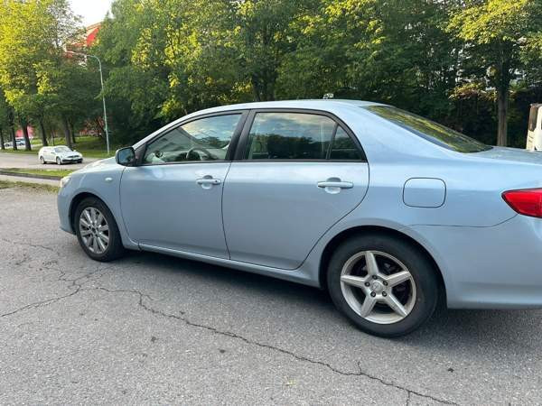 Toyota Corolla Lohja - valokuva 2