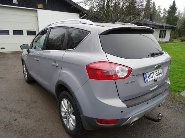 Ford Kuga Vähäkyrö - valokuva 4