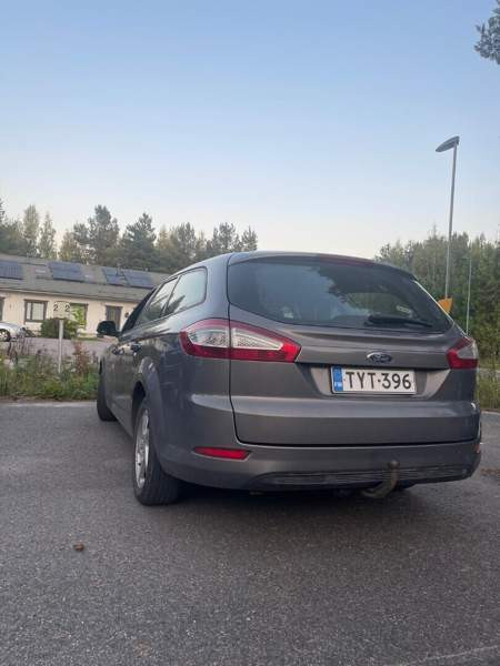 Ford Mondeo Лохья - изображение 3