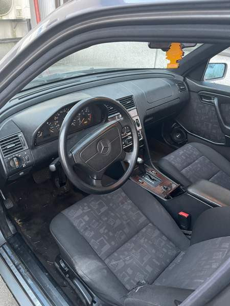 Mercedes-Benz C Sibbo - valokuva 4