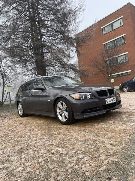 BMW 320 Iisalmi - valokuva 3