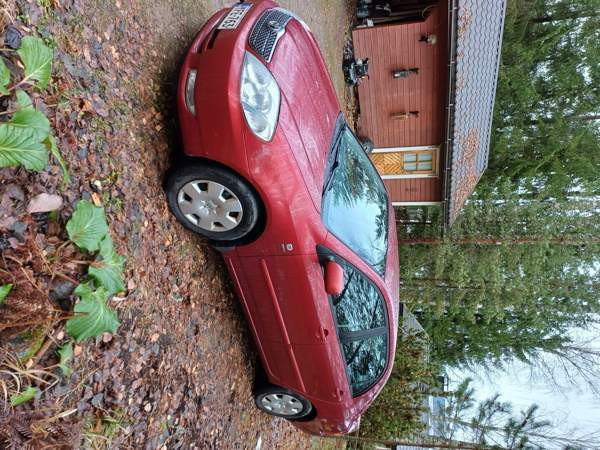 Toyota Corolla Луга - изображение 3