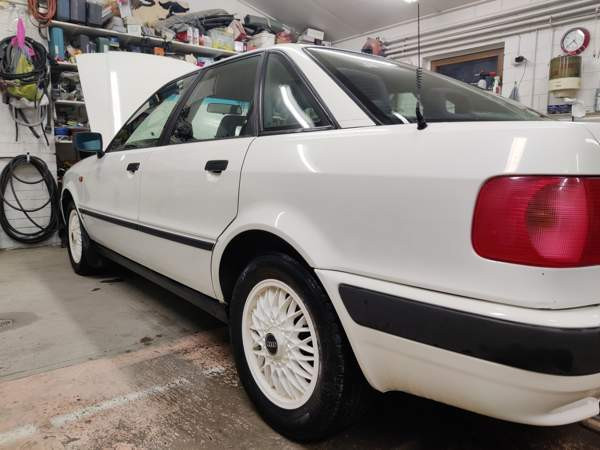 Audi 80 Parkano - изображение 6