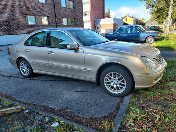 Mercedes-Benz E Коккола - изображение 4