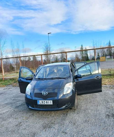 Toyota Yaris Jyvaeskylae - photo 3