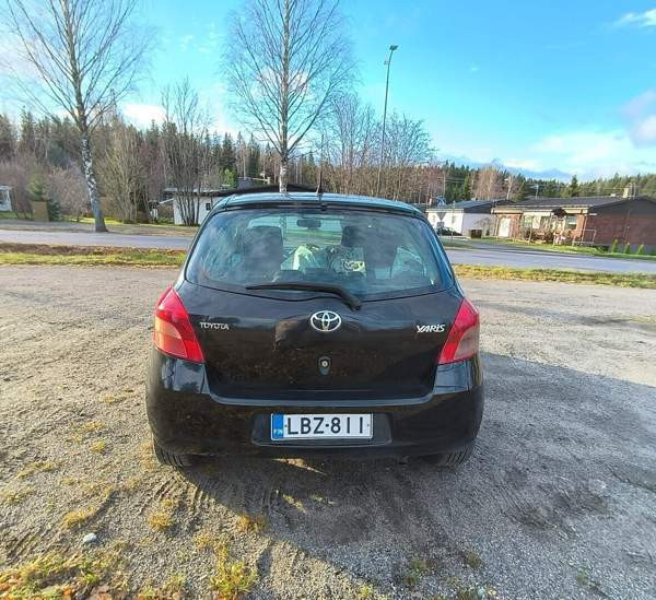 Toyota Yaris Jyvaeskylae - photo 7