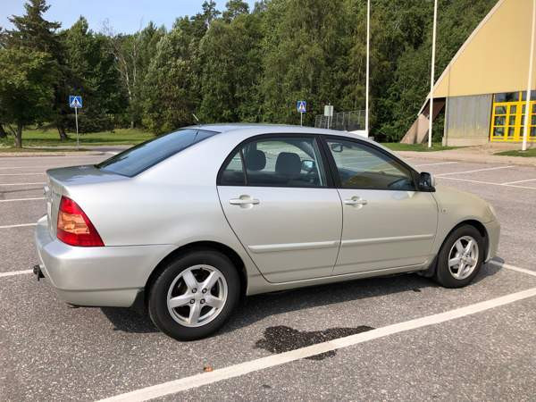 Toyota Corolla Turtkul - valokuva 7