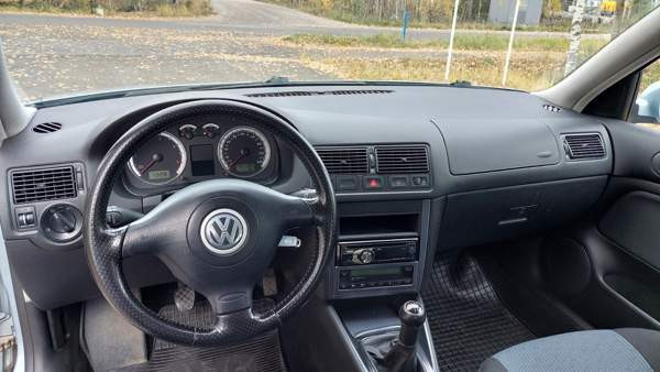 Volkswagen Golf Вихти - изображение 8