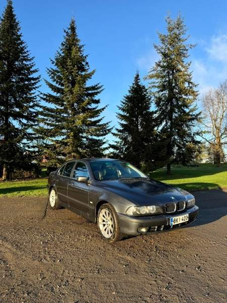 BMW 528 Kangasala - valokuva 1