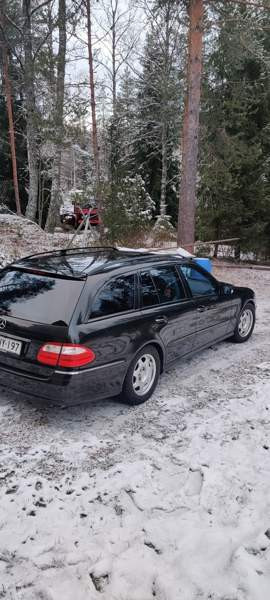 Mercedes-Benz E Yläne - photo 3