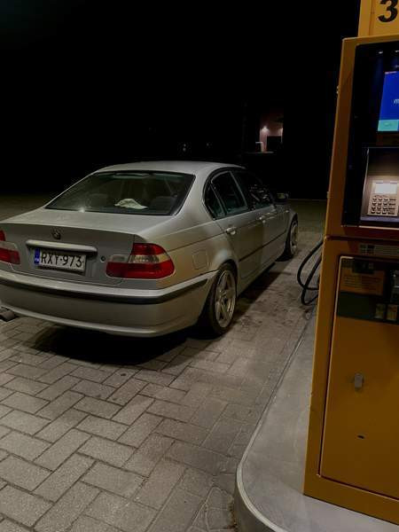 BMW 320 Mäntyharju - valokuva 4