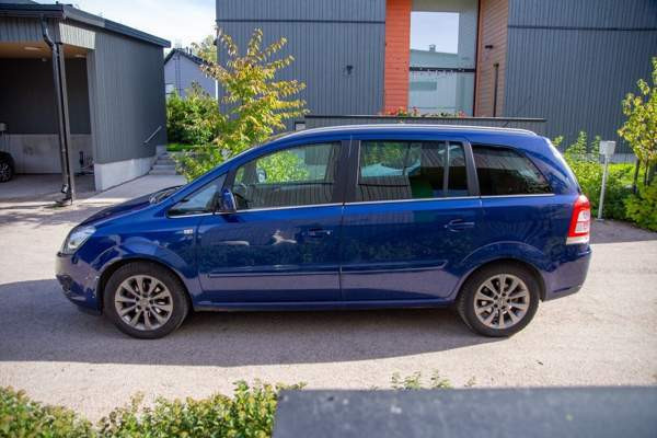 Opel Zafira Helsinki - valokuva 4
