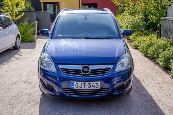 Opel Zafira Helsinki - valokuva 2