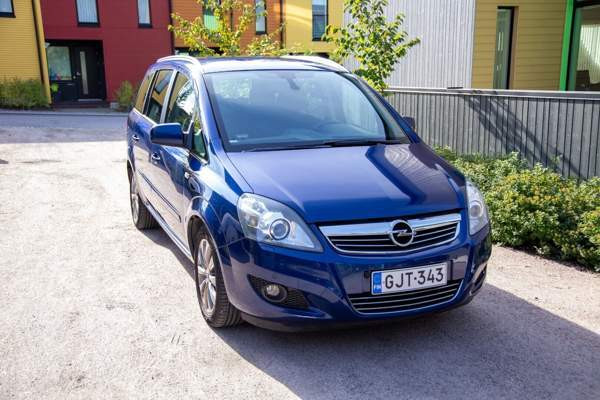 Opel Zafira Helsinki - valokuva 1