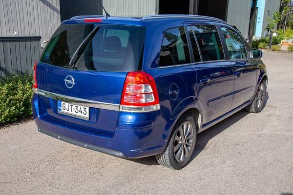 Opel Zafira Helsinki - valokuva 6