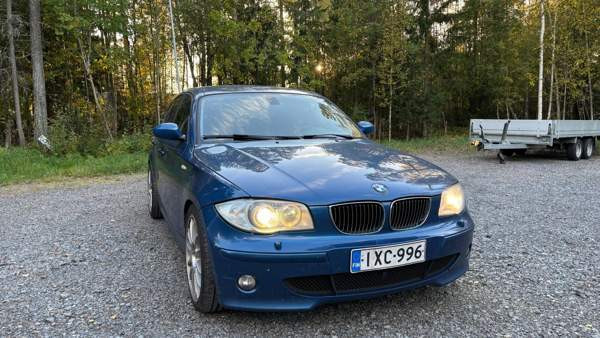 BMW 120 Macau - valokuva 2