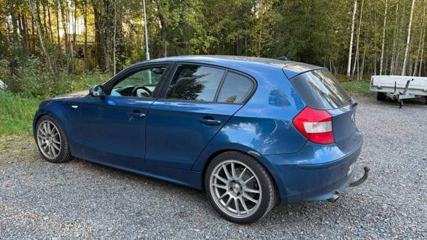 BMW 120 Macau - valokuva 5