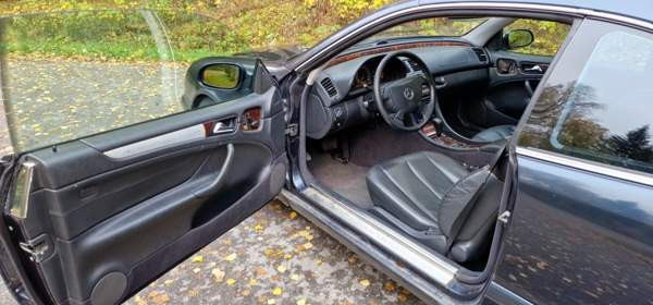 Mercedes-Benz CLK Каяни - изображение 6