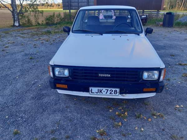 Toyota Hilux Alavus - valokuva 2