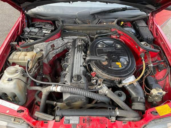 Mercedes-Benz E Apatity - valokuva 8