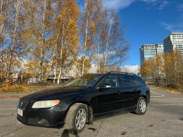 Volvo V70 Helsinki - valokuva 2