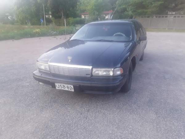 Chevrolet Caprice Порвоо - изображение 1