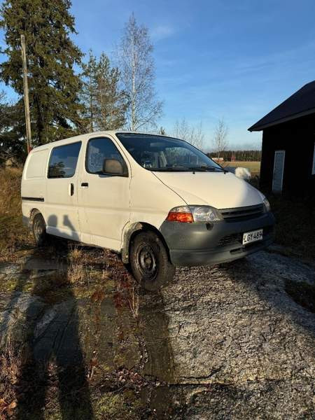 Toyota Hiace Turtkul - valokuva 2