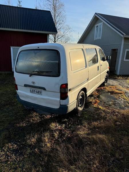 Toyota Hiace Turtkul - valokuva 3