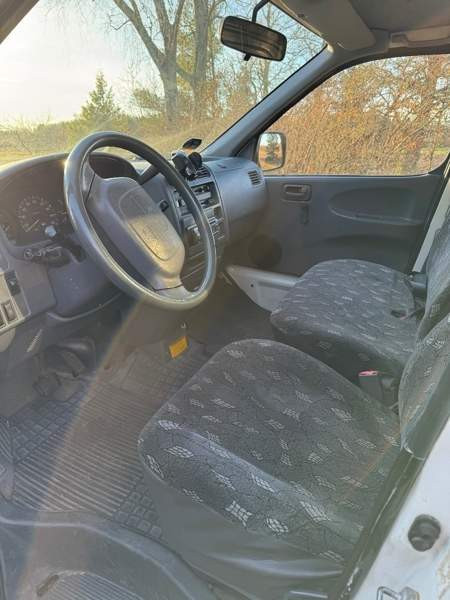 Toyota Hiace Turtkul - valokuva 5