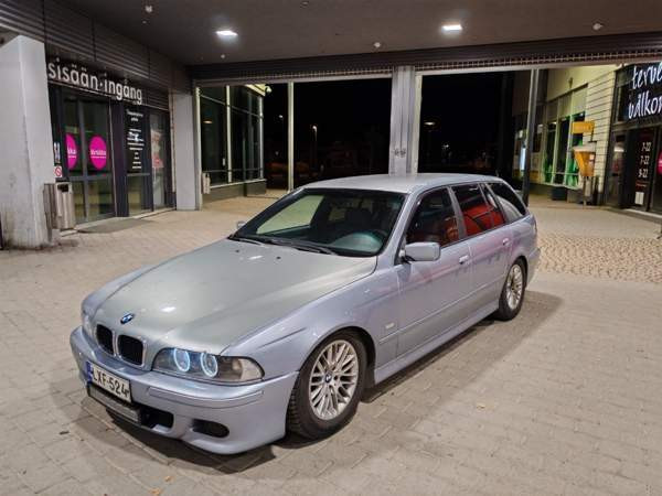 BMW 525 Espoo - photo 1