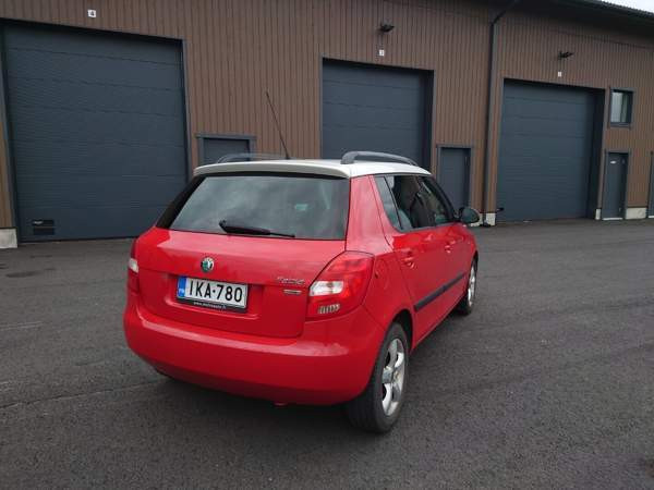 Skoda Fabia Коккола - изображение 3