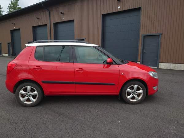 Skoda Fabia Коккола - изображение 5