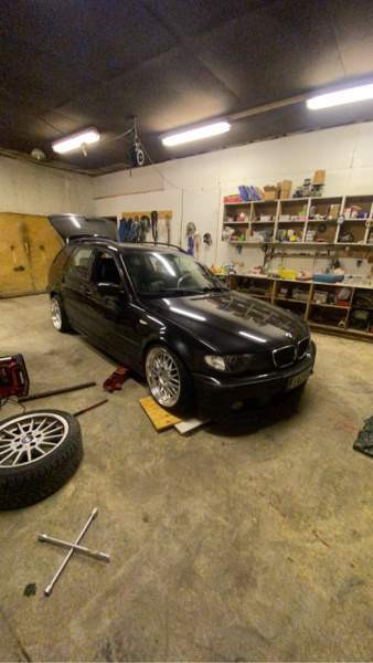 BMW 330 Muonio – foto 1