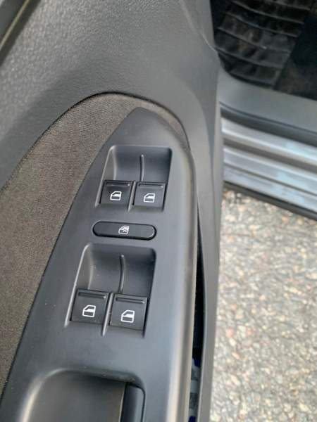 Volkswagen Touran Turtkul - valokuva 2