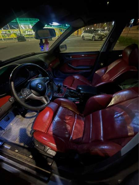 BMW 330 Sibbo - photo 7