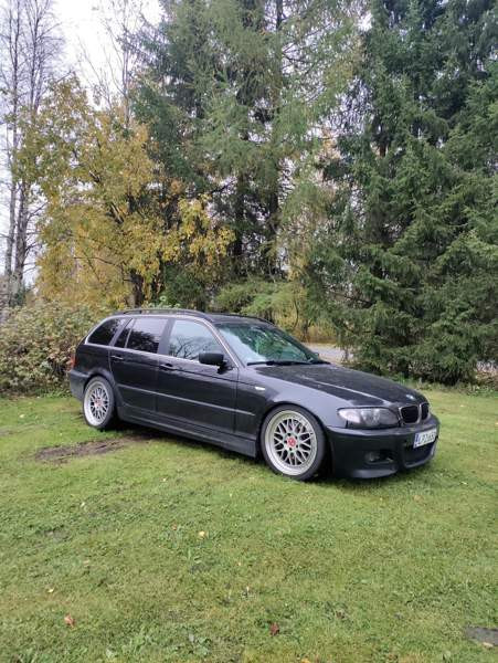 BMW 330 Posio - valokuva 1