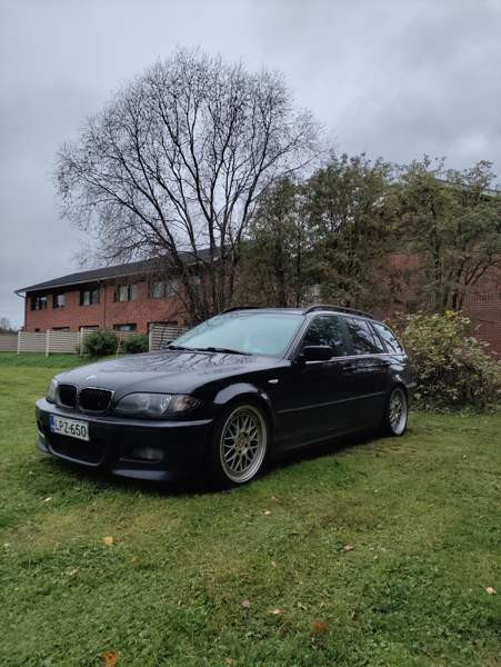 BMW 330 Posio - valokuva 3