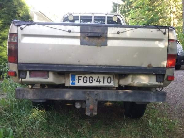 Toyota Hilux Espoo - valokuva 1