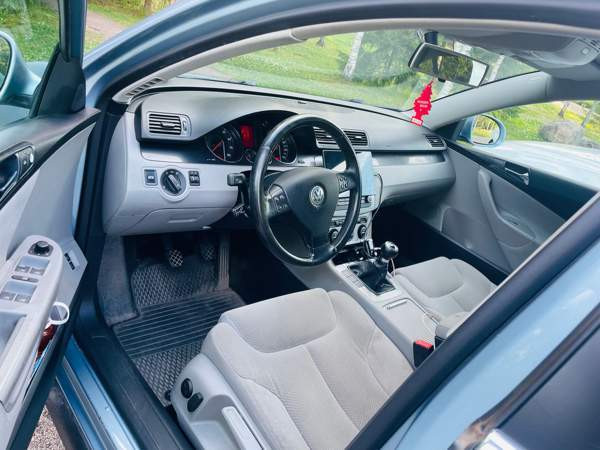 Volkswagen Passat Vantaa - valokuva 5