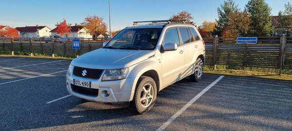 Suzuki Grand Vitara Ilomantsi - valokuva 1