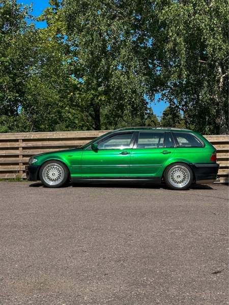 BMW 320 Nurmijärvi - valokuva 1