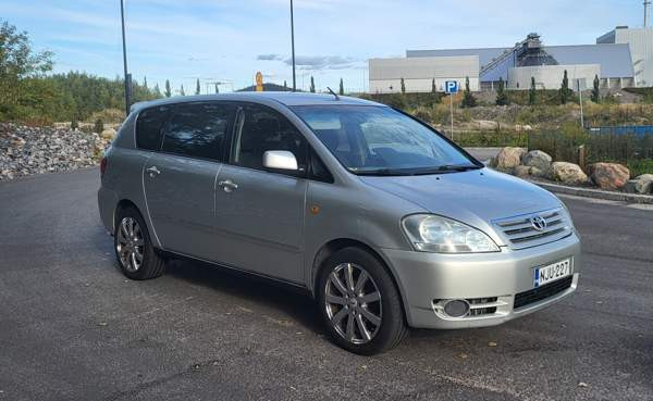 Toyota Avensis Verso Helsinki – foto 3