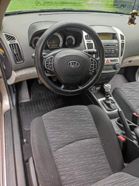 Kia Ceed Ugleural'skiy - valokuva 7