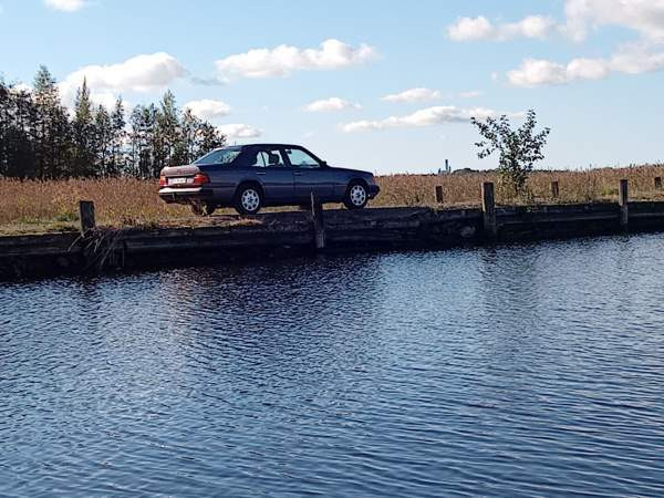 Mercedes-Benz 260 Valkeala - изображение 6